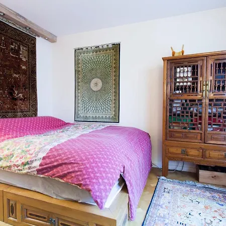 Daire Spacious With View On The Eiffel Tower *