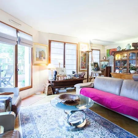 Spacious With View On The Eiffel Tower Daire Paris